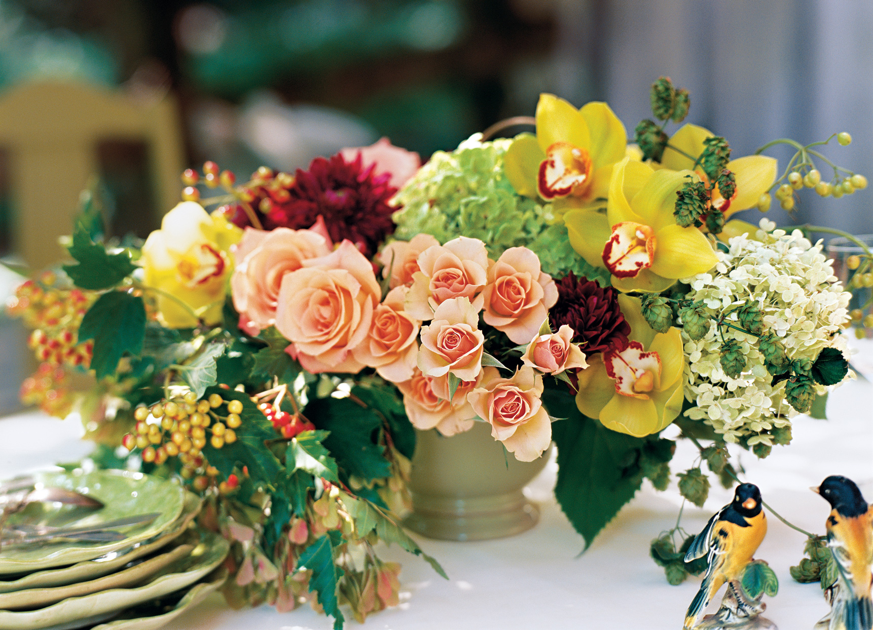Create Beautiful Floral Arrangements With These Amazing Tips